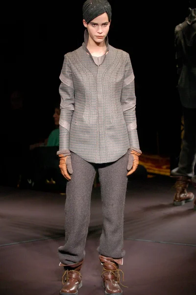 Look 17